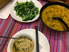 竹筒山珍汤-香巴拉云南餐厅(华莱坞店)