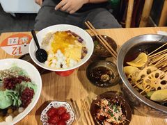 -拐枣巷小串串(财大店)