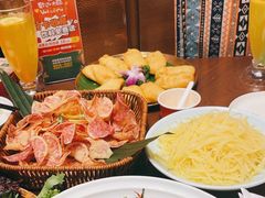-老滇山寨•云南特色菜•地方菜•民族风情歌舞表演(世纪金源店)