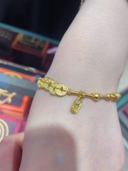 -周生生Chow Sang Sang(先天下店)