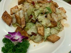 牛心莲炒馕-丝路天山酒店(国际大巴扎店)