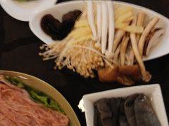 -小天鹅火锅·一线江景洪鼎旗舰店(洪崖洞店)