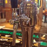 浪漫的夏夜约上三五好友，觥筹交错🍻🍻🍻