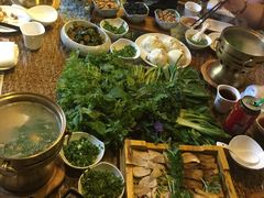 -慢丽江·云南野生菌土鸡锅(西山店)
