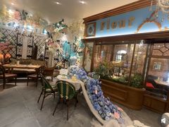-秘密旅行Bonjour(黑金冠 江南西店)