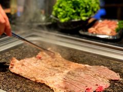 招牌一尺牛肉-石煎故事健康烤肉