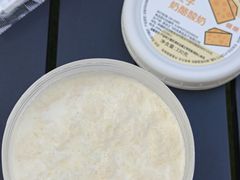 -正飞鲜奶(吐鲁番路店)