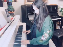 上课实景-圣典成人钢琴俱乐部(国贸旗舰校区)