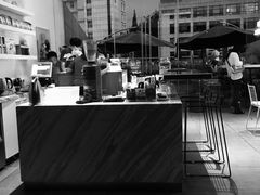 -UNI UNI(环亚凯瑟琳店)