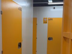 -安东易迷你自助仓储寄存仓库(杨浦店)