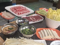 -德顺斋爆肚涮肉馆·烧烤·羊蝎子·清真炒菜(马驹桥店)