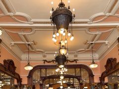 -Majestic Café