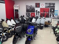 -小牛电动体验·租电动车(德胜门店)