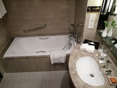 -昆明中心皇冠假日酒店