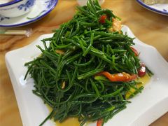 -苏莱特色牛骨滩羊手抓馆(长城东街总店)