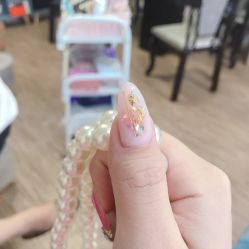 -JERRY日式美甲美睫纹绣工坊