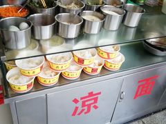 -江三王记牛杂馆(总店)
