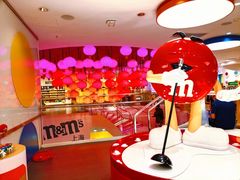 -m豆巧克力世界(上海世茂广场店)