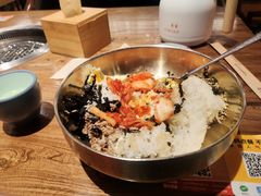 -明洞阿姨·韩式酱蟹烤肉·创意料理(三元桥店)