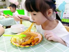 自助餐-重庆爱绿北滨幼儿园