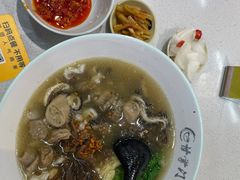 -甘掌门·化州驰名牛杂粉(越秀店)