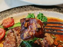 -北京东三环希尔顿逸林酒店