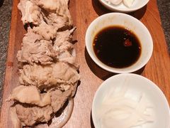 宁夏盐池滩羊手抓肉-丝路金桃·新疆菜(徐汇店)