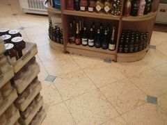 零售区-申德勒食品(宾都苑店)