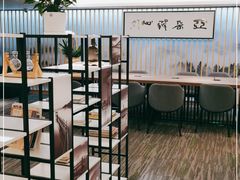 -深圳龙华大浪商业中心亚朵X酒店
