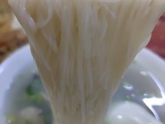 -建国蚵煎蚵面