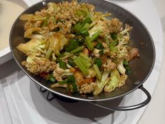 -梅利汴京烤鸭•开封豫菜地标店(东大街店)