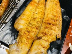 煎踏板鱼-泰白海鲜烧烤大全