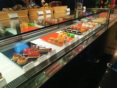 -Salon de The de Joel Robuchon(外滩18号店)