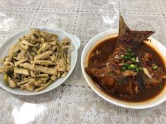 -天乐农家鱼头王(天目湖店)