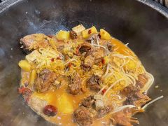 东北土豆粉-袁小二大东北铁锅炖(吉祥村总部)