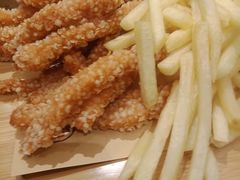 -松沪名灶·豆浆鱼头·新上海菜(飞航吾悦广场店)