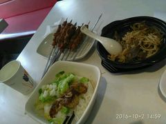 -南城香·饭香串香馄饨香(赵公口店)