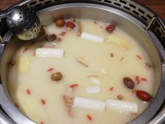 镇店足料养生原汤-快乐小羊·内蒙牛羊肉火锅(流花中心店)