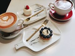 -UNI UNI(环亚凯瑟琳店)