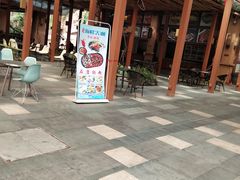 -三亚湾红树林度假酒店美食街
