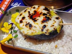 -何师烧烤·小龙虾·江湖川菜·精酿啤酒(中铁西城店)