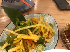 越式酸辣鸡爪-越美小馆·越南料理(曲江店)