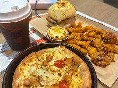 -必胜客(上海华谊新所店)