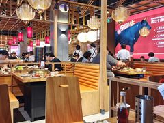 大堂-汉江山料理级自助烤肉黑金冠(周口好吃城店)