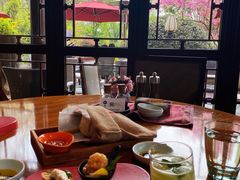 -杭州西子湖四季酒店-WL BISTRO西湖餐厅(灵隐路店)