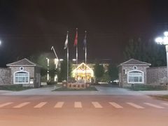 -尚庄度假村·庭台树下·户外烧烤·团建CS·轰趴营地(上庄水库店)