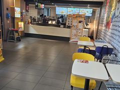 -麦当劳(新城市广场店)