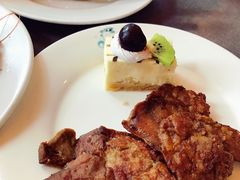 煎鹅肝-小天鹅戴斯酒店鲸鲨百汇创作料理