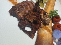 酱焗中式牛肋排-悦融琥珀·京鲁菜·海味珍品(西单店)