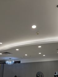 -八佰伴8008星级形象店
